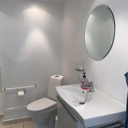 Large Next To The Round Tower Köpenhamn